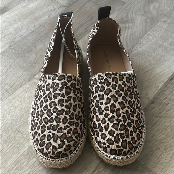 Amazon Essentials Shoes - Leopard Print Espadrille Flats